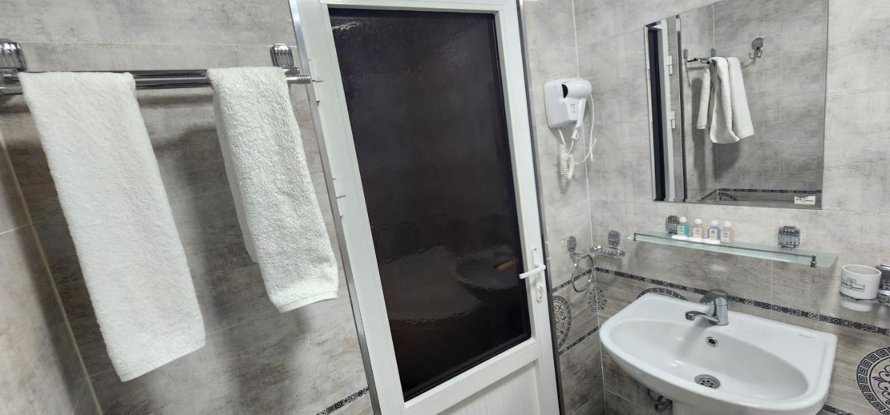 Amirshox Guest House Samarkand Ngoại thất bức ảnh